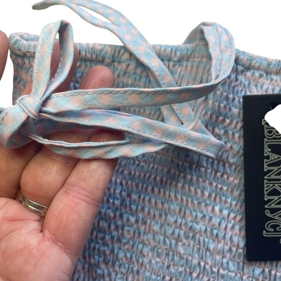 NEW Blank NYC Sweet Escape Smocked Crop Top - Picture 5 of 9